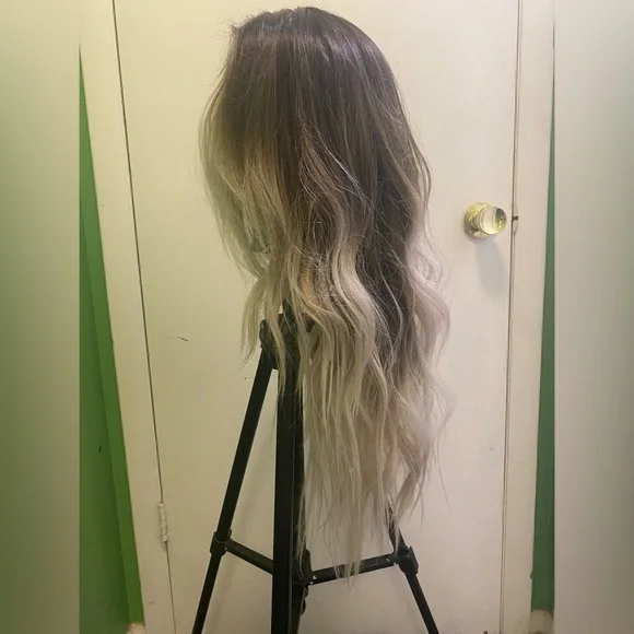 Human/Synthetic Blend Elegant Ombre Platinum Blonde Lace Front Wig - Picture 6 of 10
